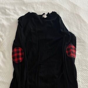 Market & Spruce Classic Black Knitwear